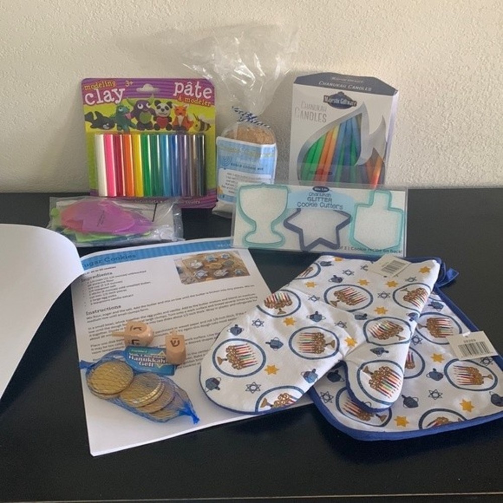 Create & Celebrate Hanukkah family fun gift box - candles~crafts~baking & MORE